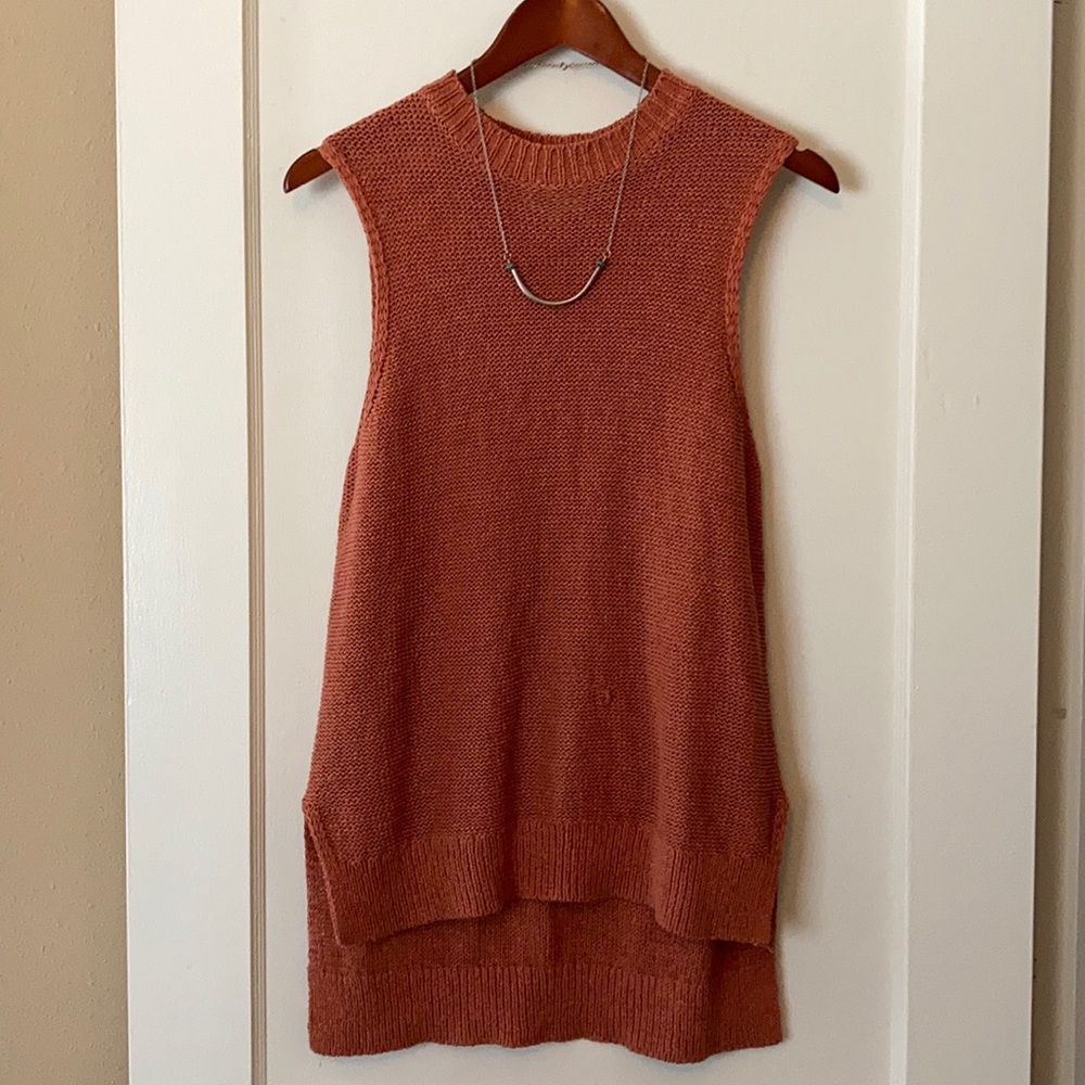 Lou & Grey Sleeveless Knit Sweater